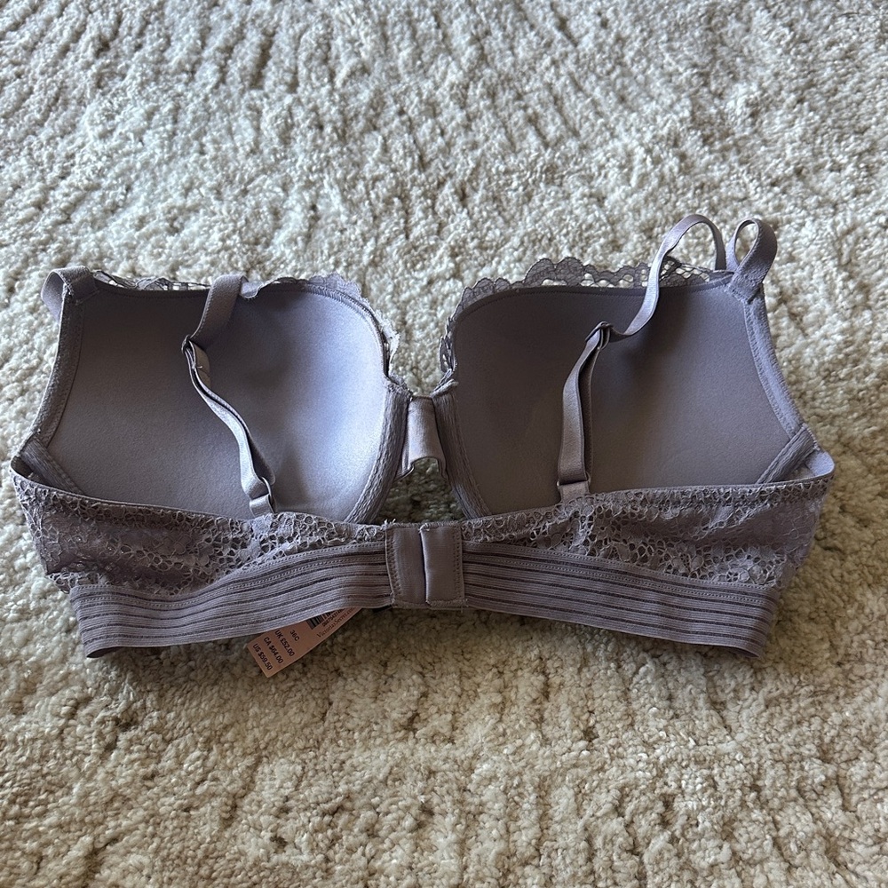 Victoria's Secret Very Sexy Push Up lavender Lace Bra - Picture 5 of 5